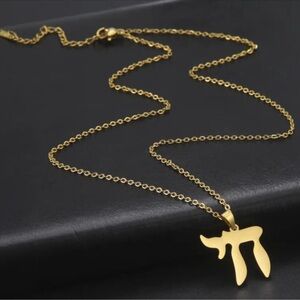 Good Luck Sign Of Life Hebrew Gold Letter Chai Necklace Stainless Steel Jewelry
